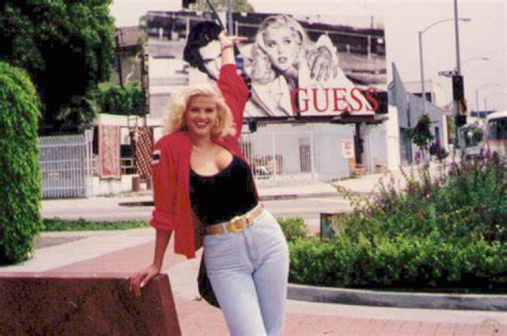 Anna Nicole Smith's now 14yearold daughter Dannielynn journeys to