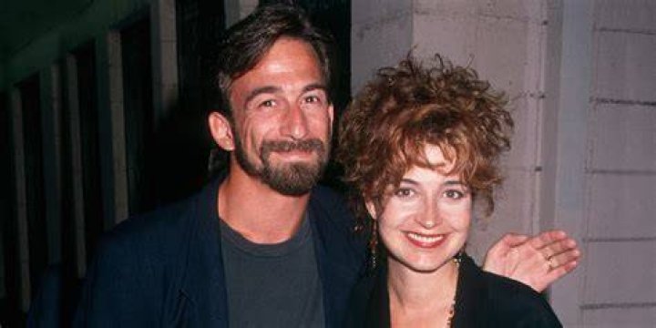 Annie Potts&rsquo; Spouse Instantly Loved Her Son & Made Her Feel like Family