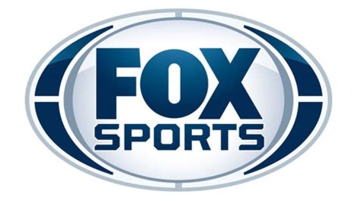 Fox Sports' Joe Buck comes clean about the hairplug addiction that