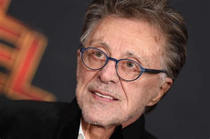 Frankie Valli Net Worth + How Get Famous (2024 UPDATED) Gemtracks Beats