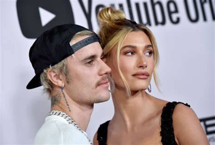 Hailey Bieber Asked Her Parents If Marrying Justin Bieber Was &lsquo;Crazy