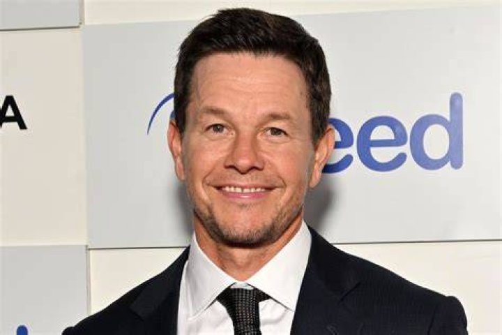 How did Mark Wahlberg's sister Debbie Wahlberg die? Wiki Siblings
