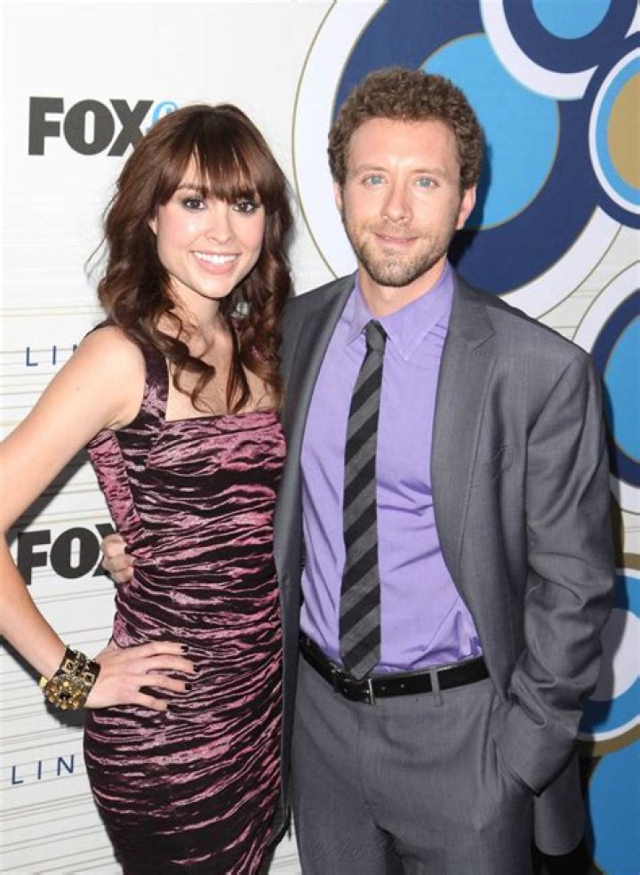 Is T. J. Thyne Married To Wife? Glance At Girlfriend, Dating, Gay
