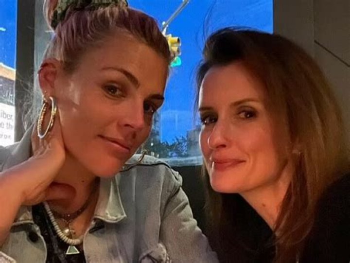 Kate Cooper Serge Obituary How Busy Philipps Honored Her Best Friend