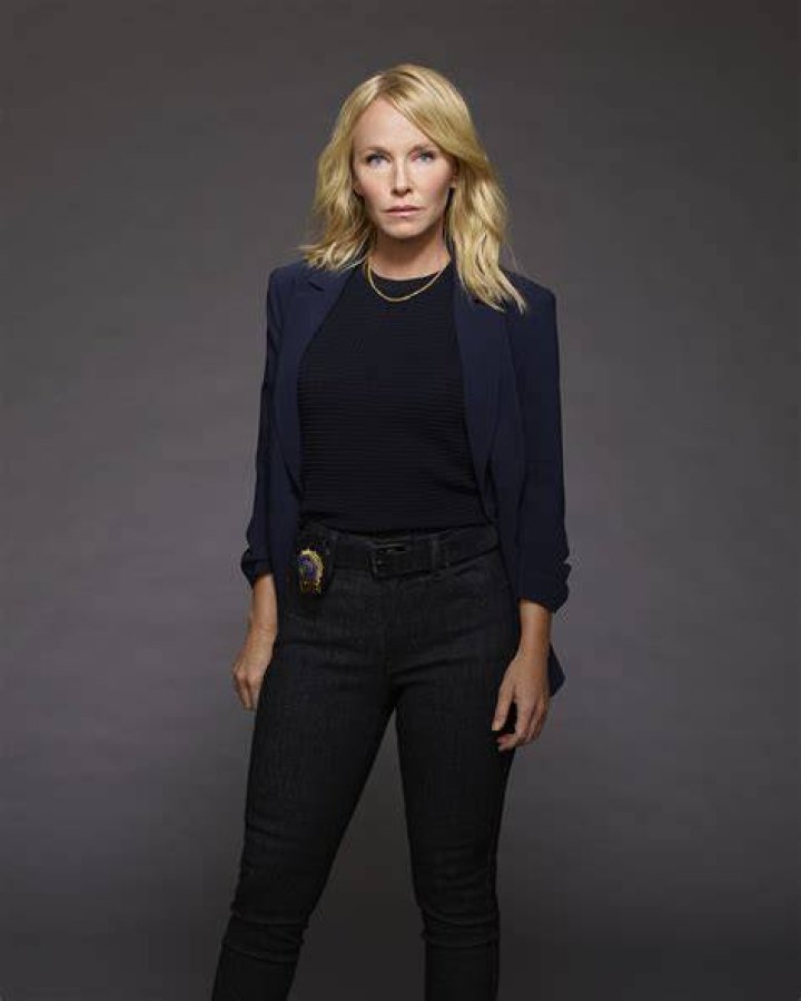 Kelli Giddish's Husband Is Her 'Light' Meet Her Second Spouse Beau