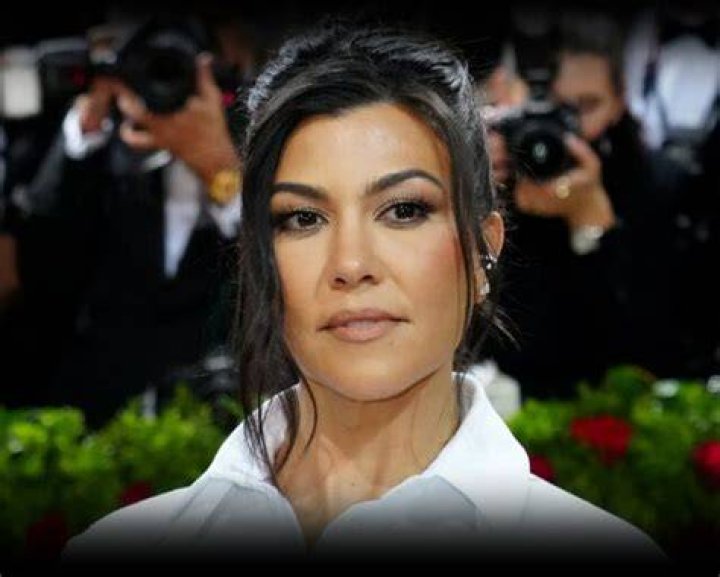 Kourtney Kardashian Biography, Age, Family, Height, Marriage, Children