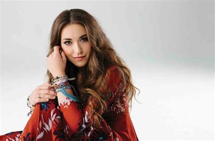 Lauren Daigle Biography Is She Married and Who is Her Husband?