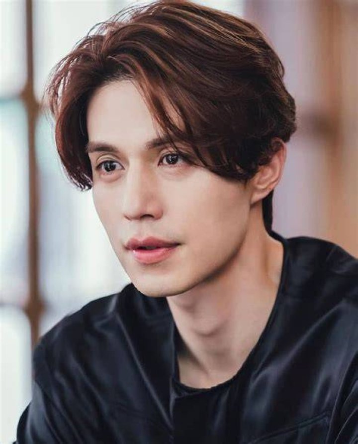 Lee Dong Wook, Handsome Boy Photo, Pretty Men, Lee Seung Gi, Creepy Art