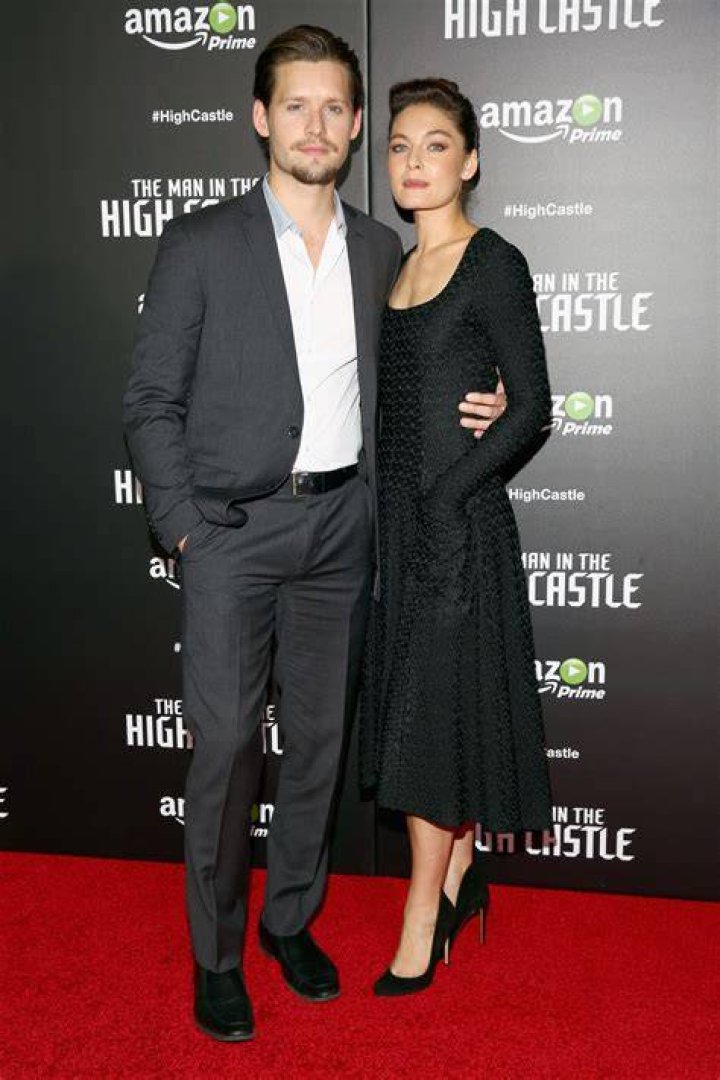 Luke Kleintank is not Married to Wife. Dating a girlfriend Christina