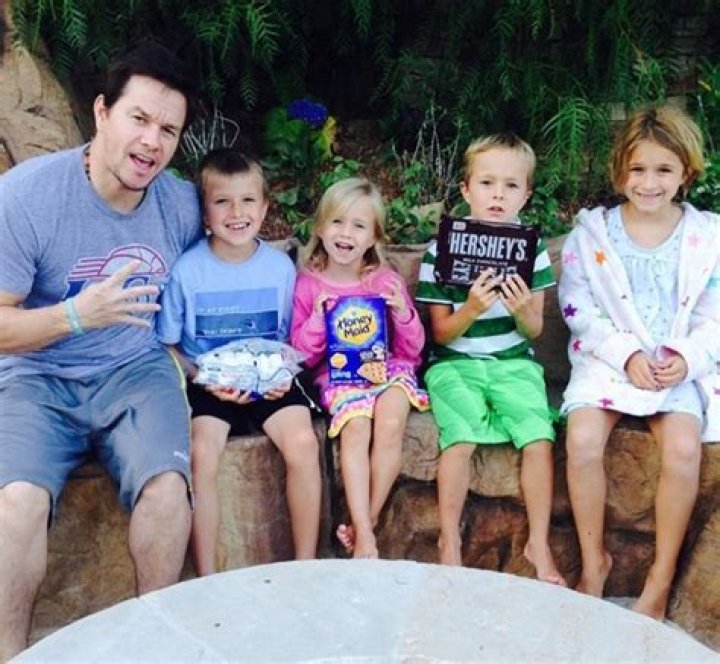 Mark Wahlberg Says His Kids Are 'Embarrassed' By His 1990s Style