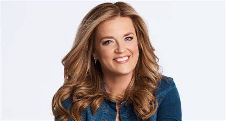 Mary DeAngelis (QVC) BioWiki, Age, Husband, Salary, Net Worth, Weight
