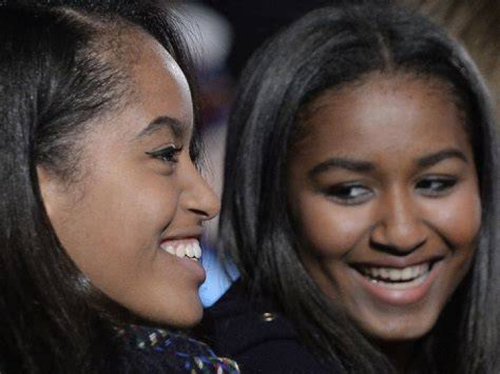 Meet Malia and Sasha Obama real parents. r/conspiracyundone