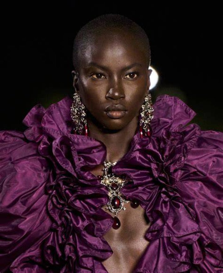 Meet Model Anok Yai, Social Media&rsquo;s Favorite It Girl
