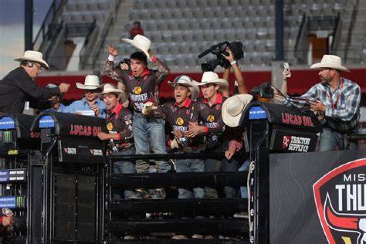 Missouri Thunder Make History, Shutting Out the Ariat Texas Rattlers to