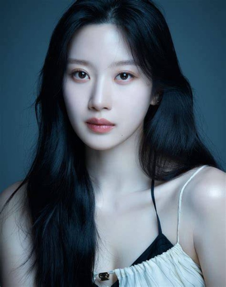 Moon Ga Young đóng cặp với Cha Eun Woo trong "True Beauty"?