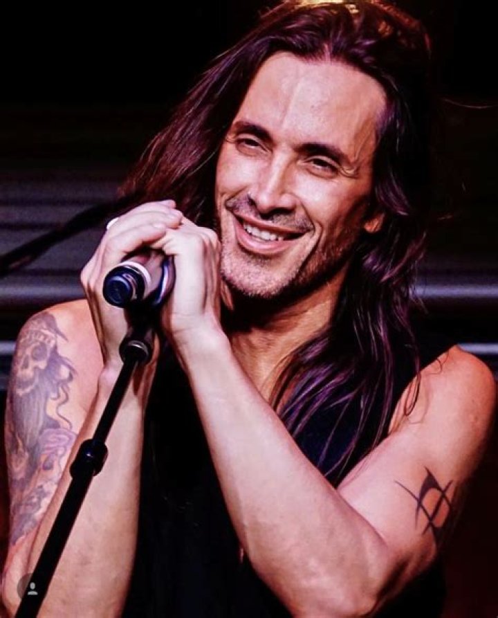 Nuno Bettencourt Net Worth 2024 Update Short bio, age, height, weight