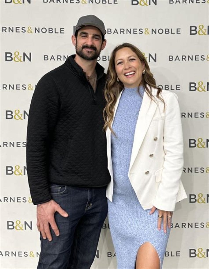 Peloton&rsquo;s Emma Lovewell Shares Her 2 Fitness & Health Tips Hollywood Life