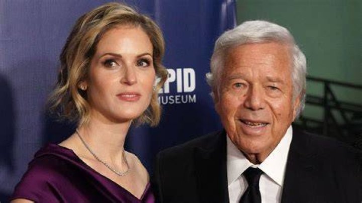 Robert Kraft, Dana Blumberg tie the knot in surprise wedding in New