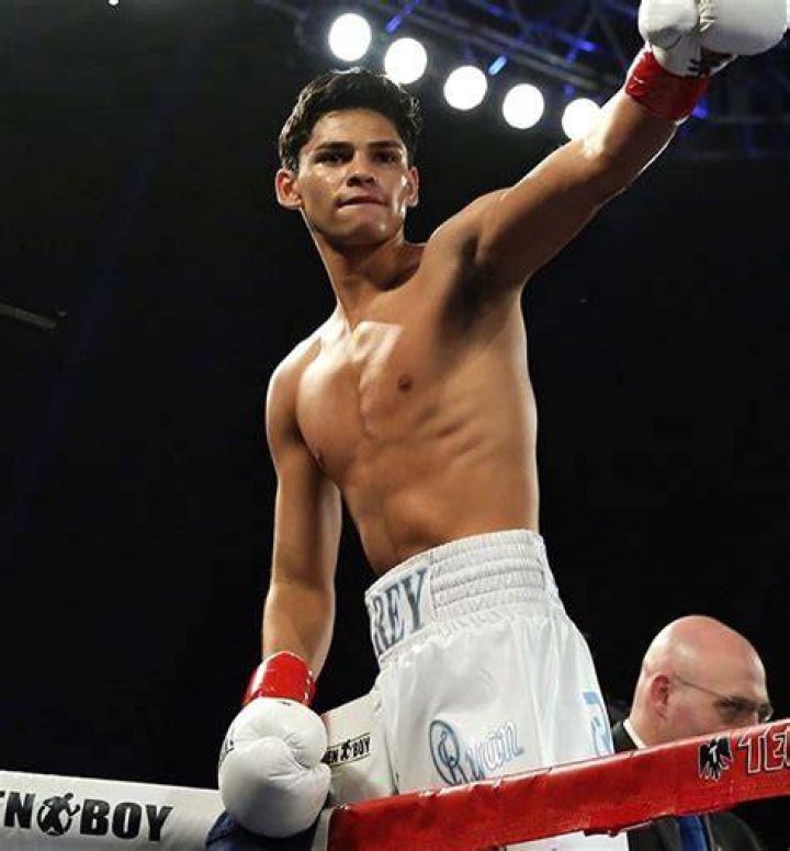Ryan Garcia, angelic boxer, risks his undefeated record tonight