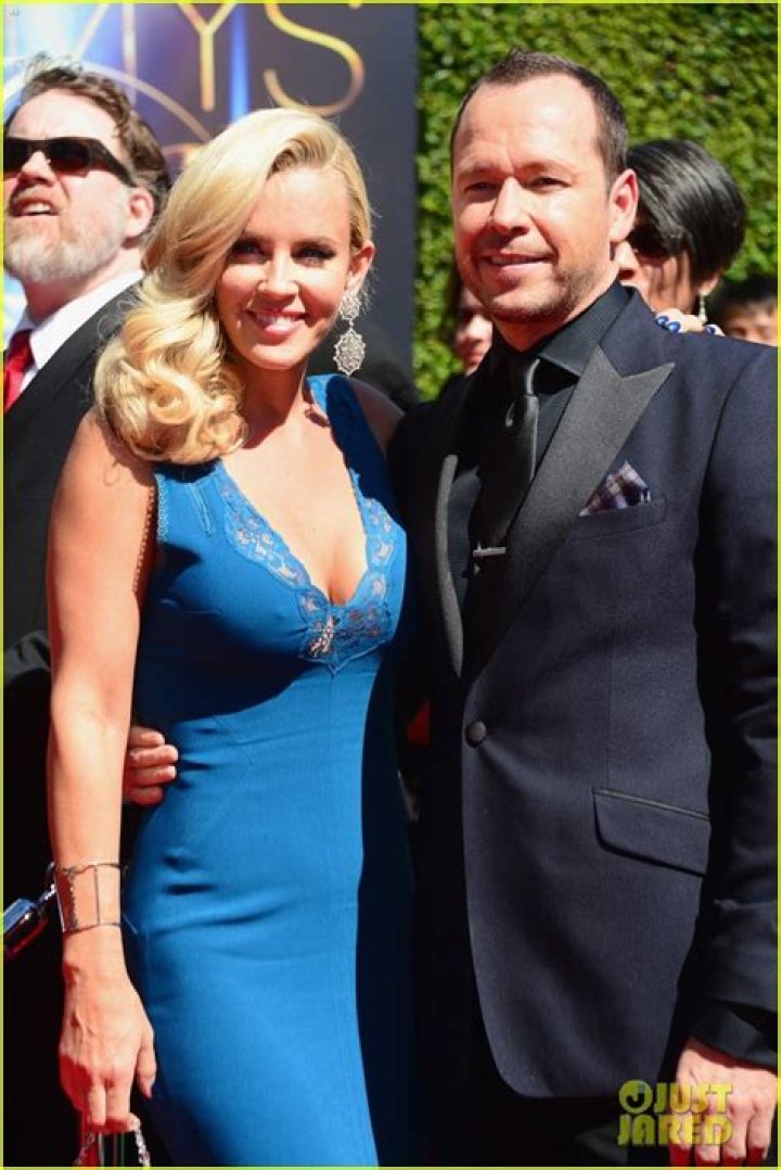 Still Married: Is Jenny McCarthy Still Wahlberg's Wife?