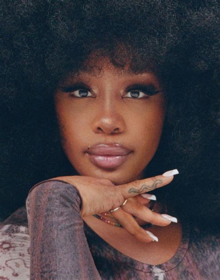 SZA Talk About Her New Unreleased Material &ldquo;Music Dump&rdquo; Siachen Studios