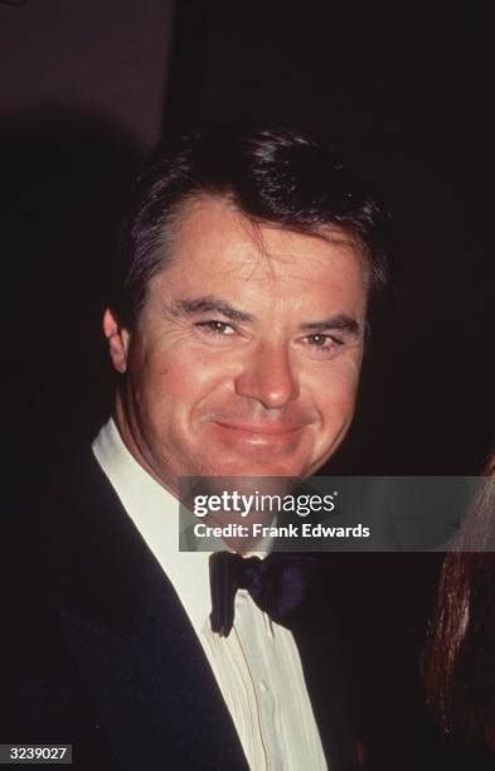 to Actor Robert Urich wearing his Twotone