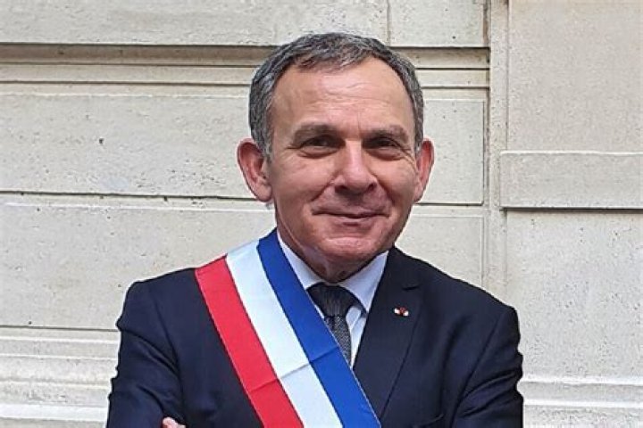 VIDEO. Un d&eacute;put&eacute; LR d&eacute;fend Daesh, &laquo;&eacute;l&eacute;ment stabilisateur&raquo; au MoyenOrient