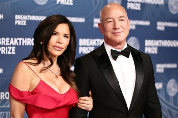 Who Is Jeff Bezos' Wife: A Look At His Past And Present Relationships