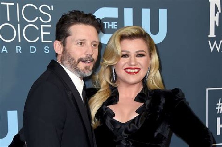 Why did Kelly Clarkson and Brandon Blackstock divorce?
