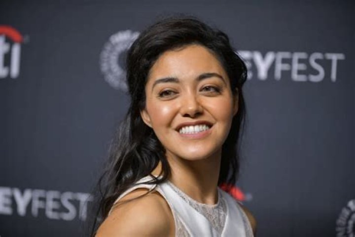 Yasmine Albustami Biography, Height & Life Story Super Stars Bio